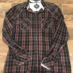 Roar long sleeved button up